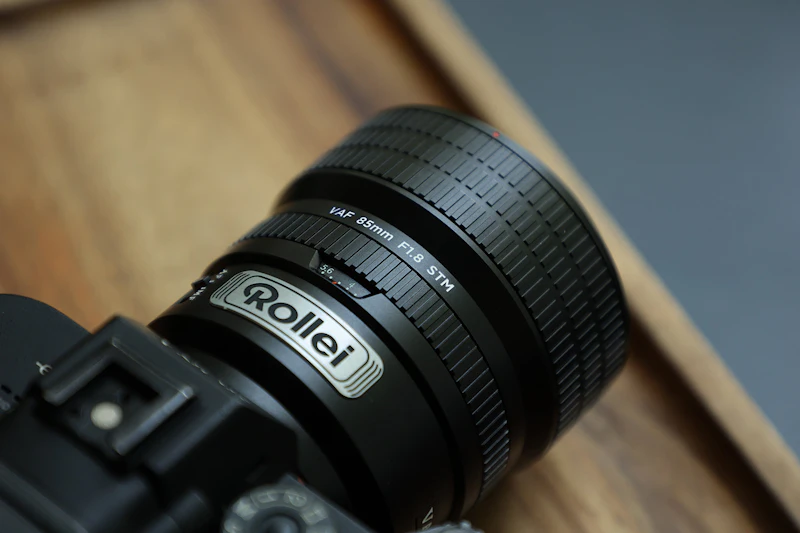 Een nieuw lichtsterk objectief van Rollei