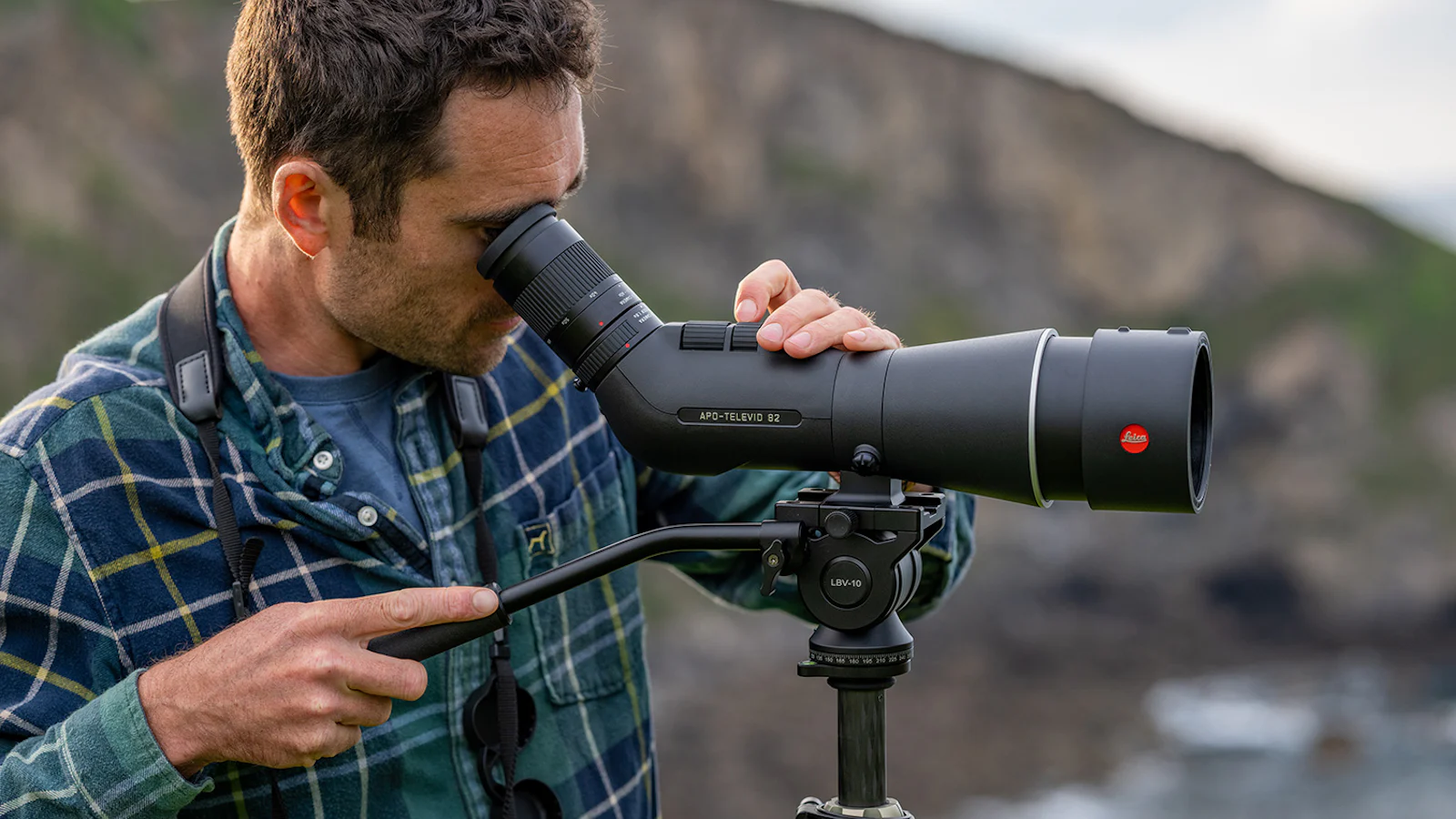 Nieuw objectief van Leica - De Televid 82 en 65
