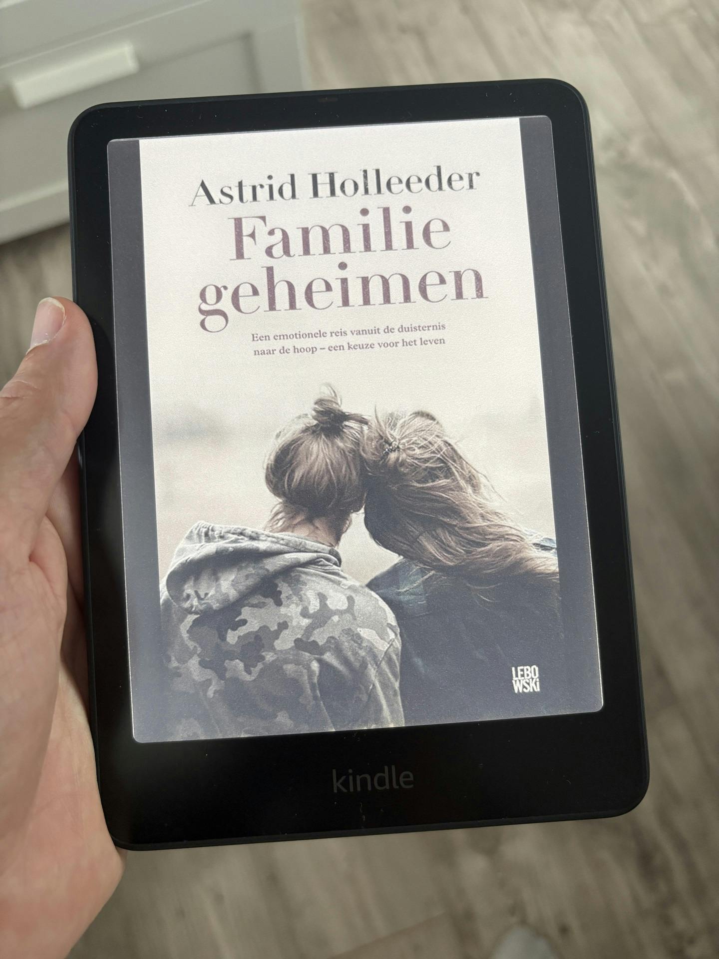 Boekenkaft in kleur op e-reader