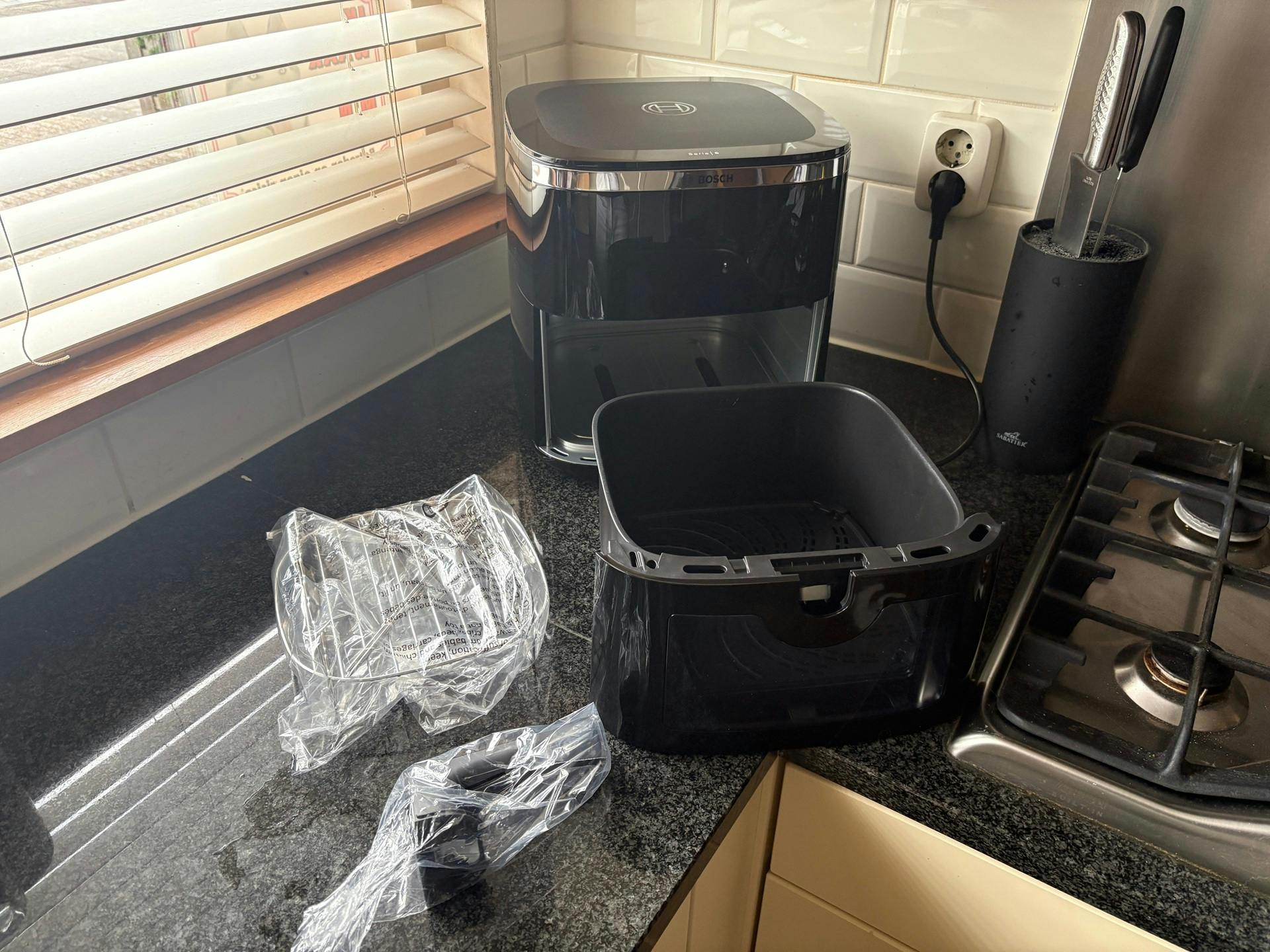 Inhoud productdoos Bosch airfryer