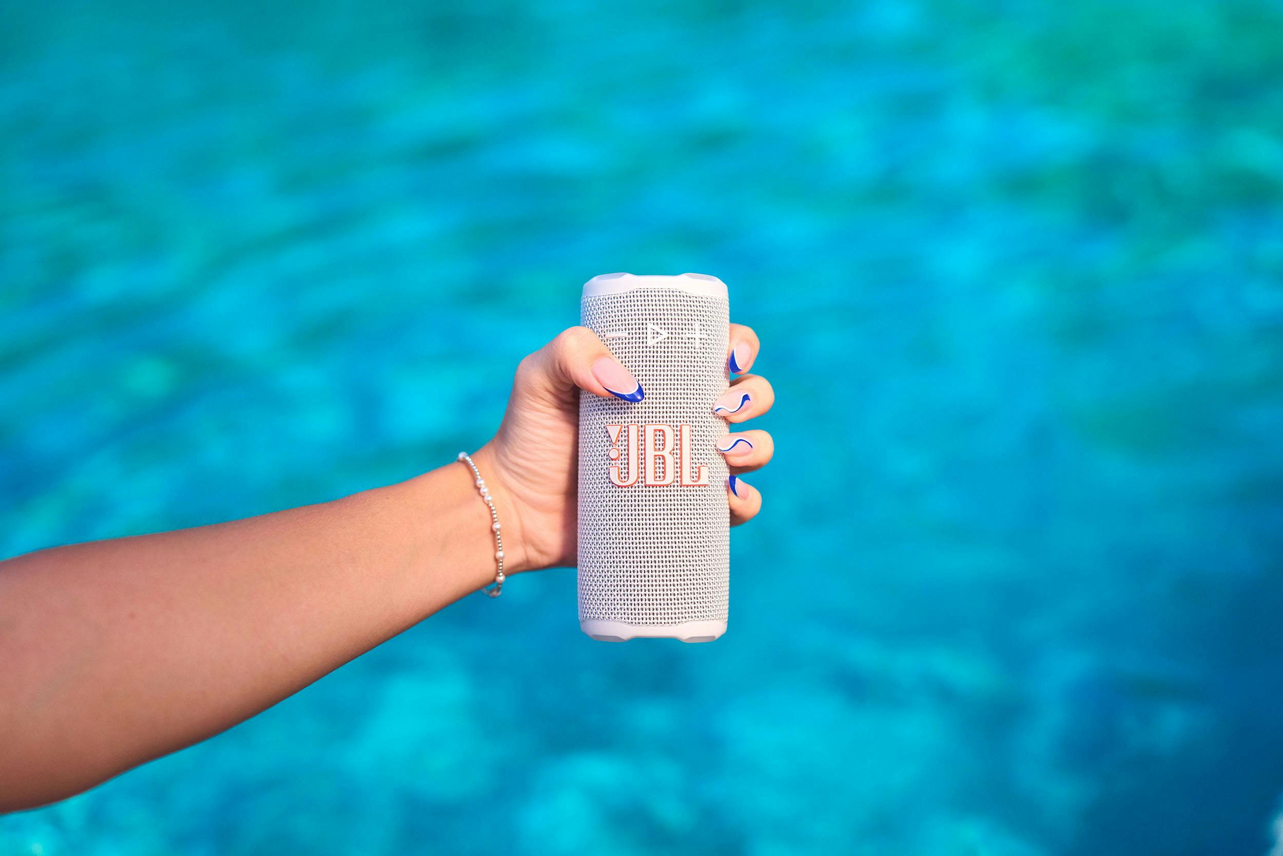 JBL introduceert de Grip, een speaker zo klein als een blikje