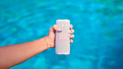 JBL introduceert de Grip, een speaker zo klein als een blikje