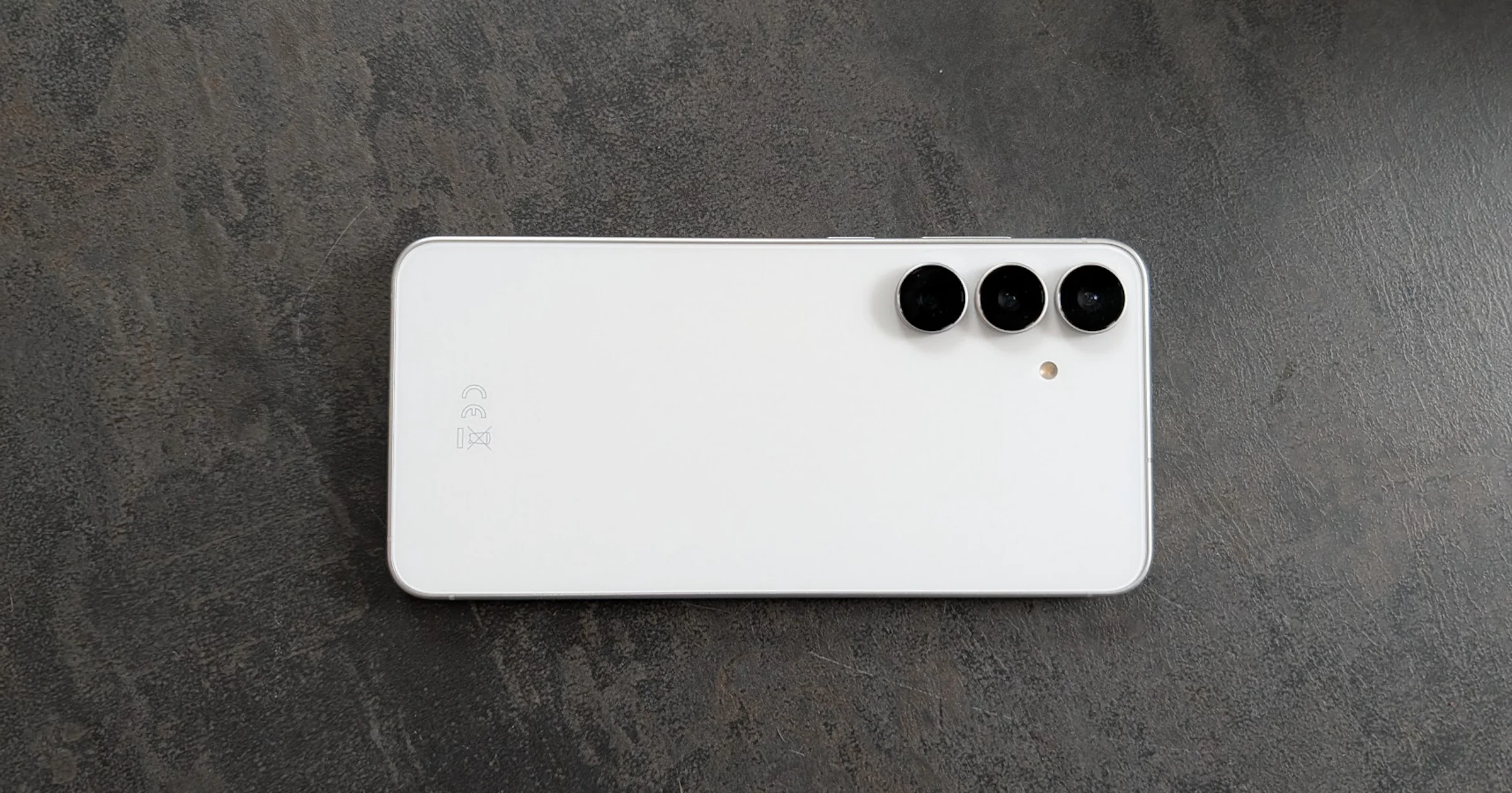 Review Samsung Galaxy S25 FE – Fijne smartphone maar het prijsverschil met de S25 is klein