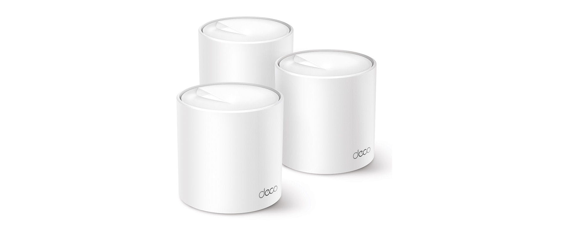 Heb je een normaal rijtjeshuis en wil je een stabiel draadloos signaal? Plaats dan op elke verdieping een satelliet van een mesh-systeem.