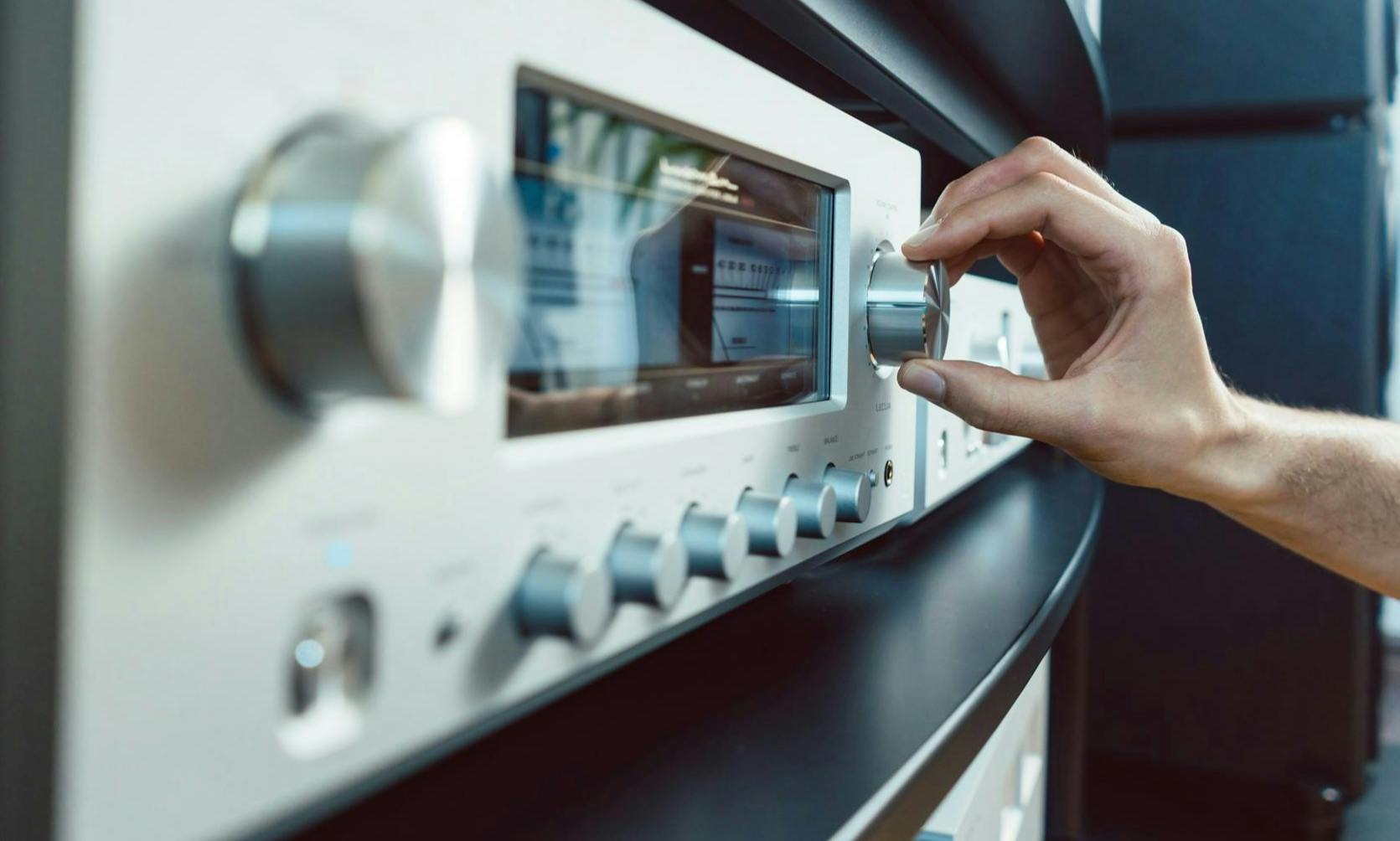 Waar voor je geld: 5 uitgebreide receivers tot 700 euro