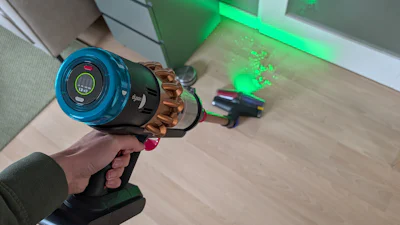 Review Dyson V16 Piston Animal: zuigt beter dan dat hij dweilt