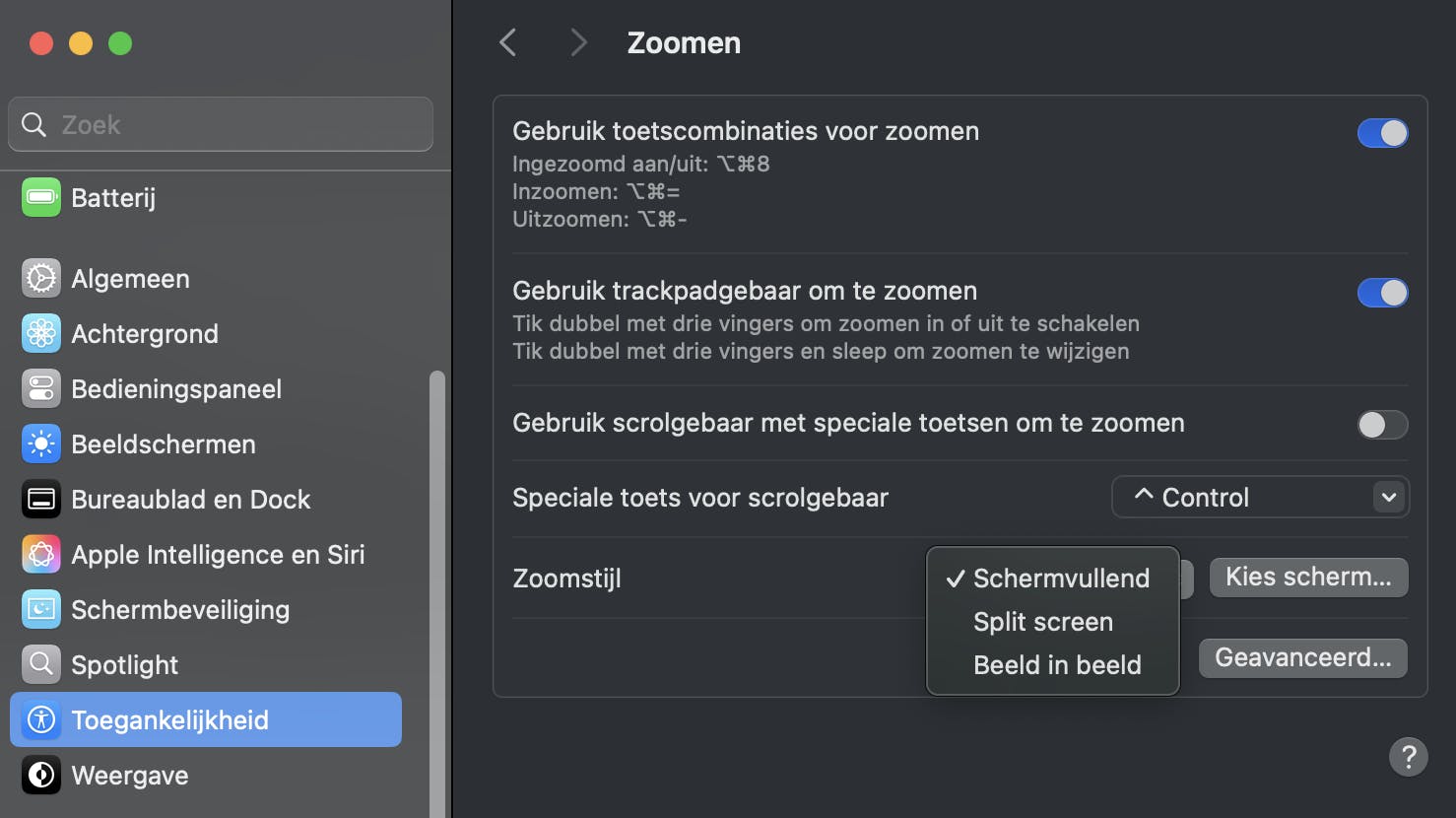 Zoomen werkt niet alleen in specifieke apps, je kunt er ook een Mac-brede instelling voor gebruiken.