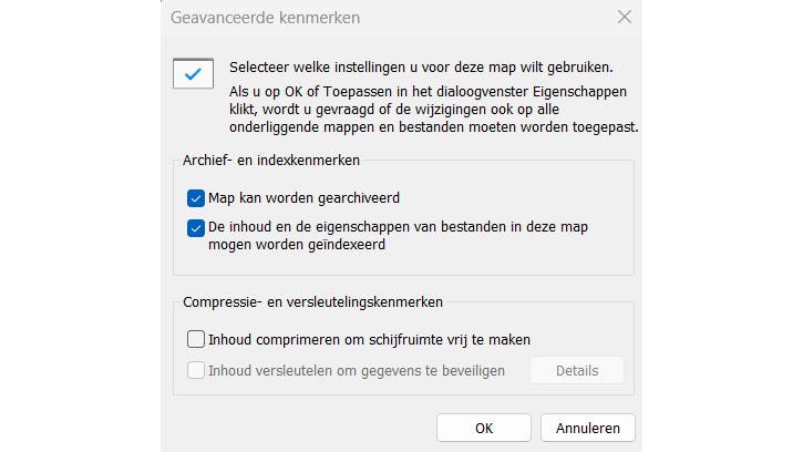 Comprimeer de map via de Eigenschappen.