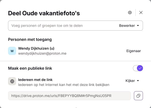 Stel een map of bestand via een publieke weblink aan anderen beschikbaar.