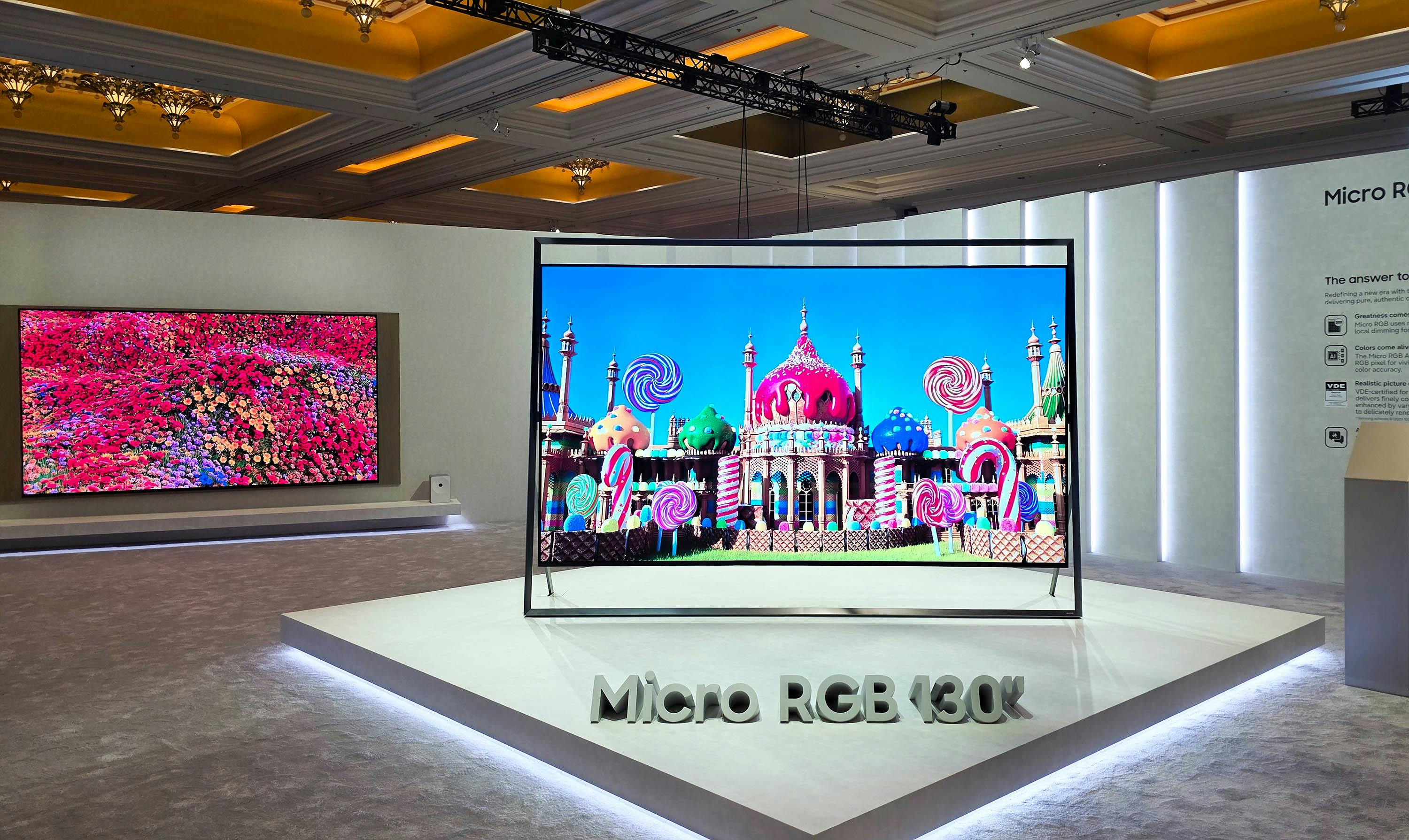CES 2026: Samsung toont 's werelds eerste 130-inch Micro RGB TV