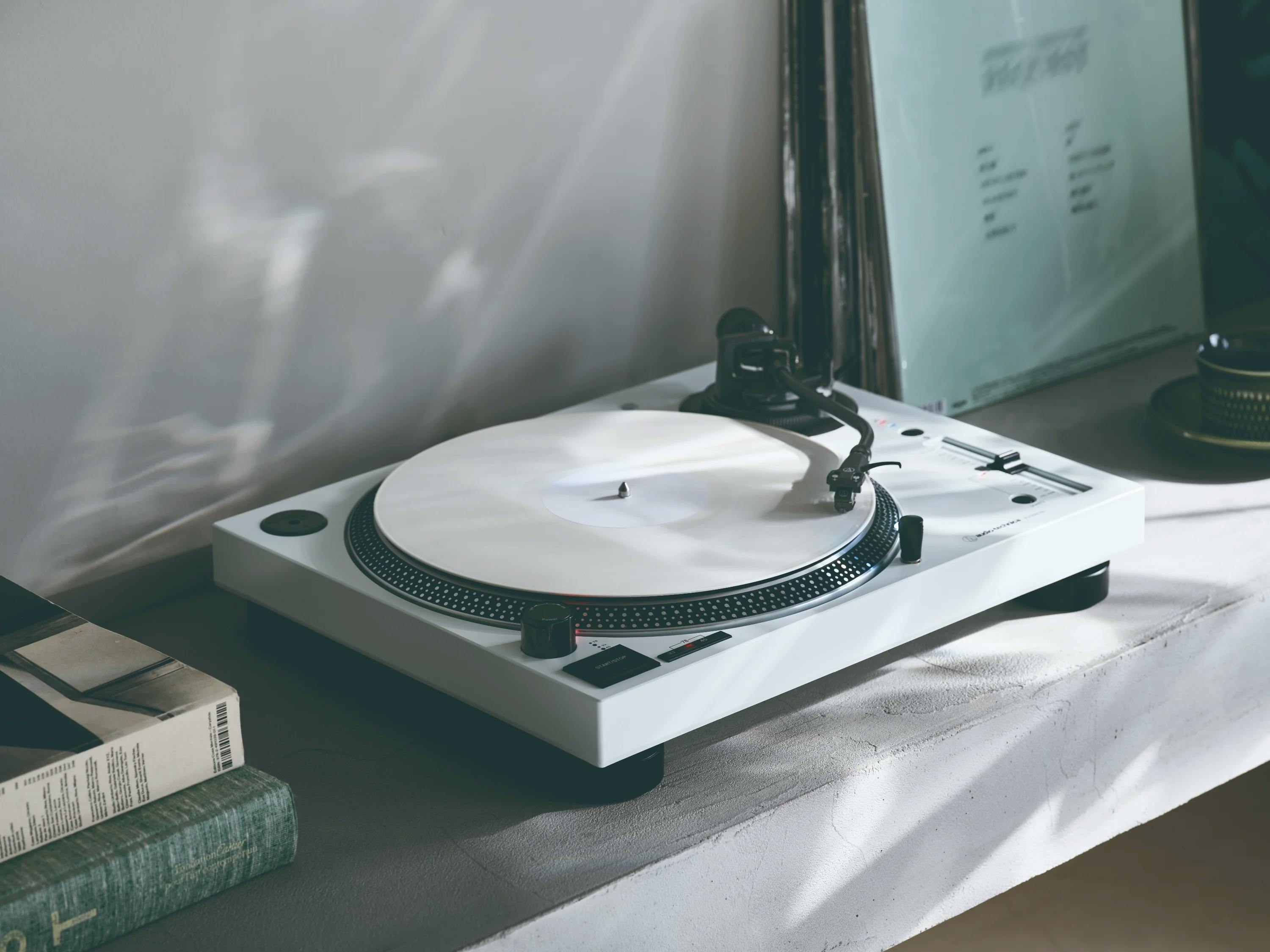 Audio-Technica AT-LP120XBT-USB-platenspeler nu ook in wit