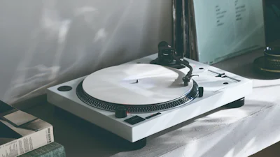 Audio-Technica AT-LP120XBT-USB-platenspeler nu ook in wit