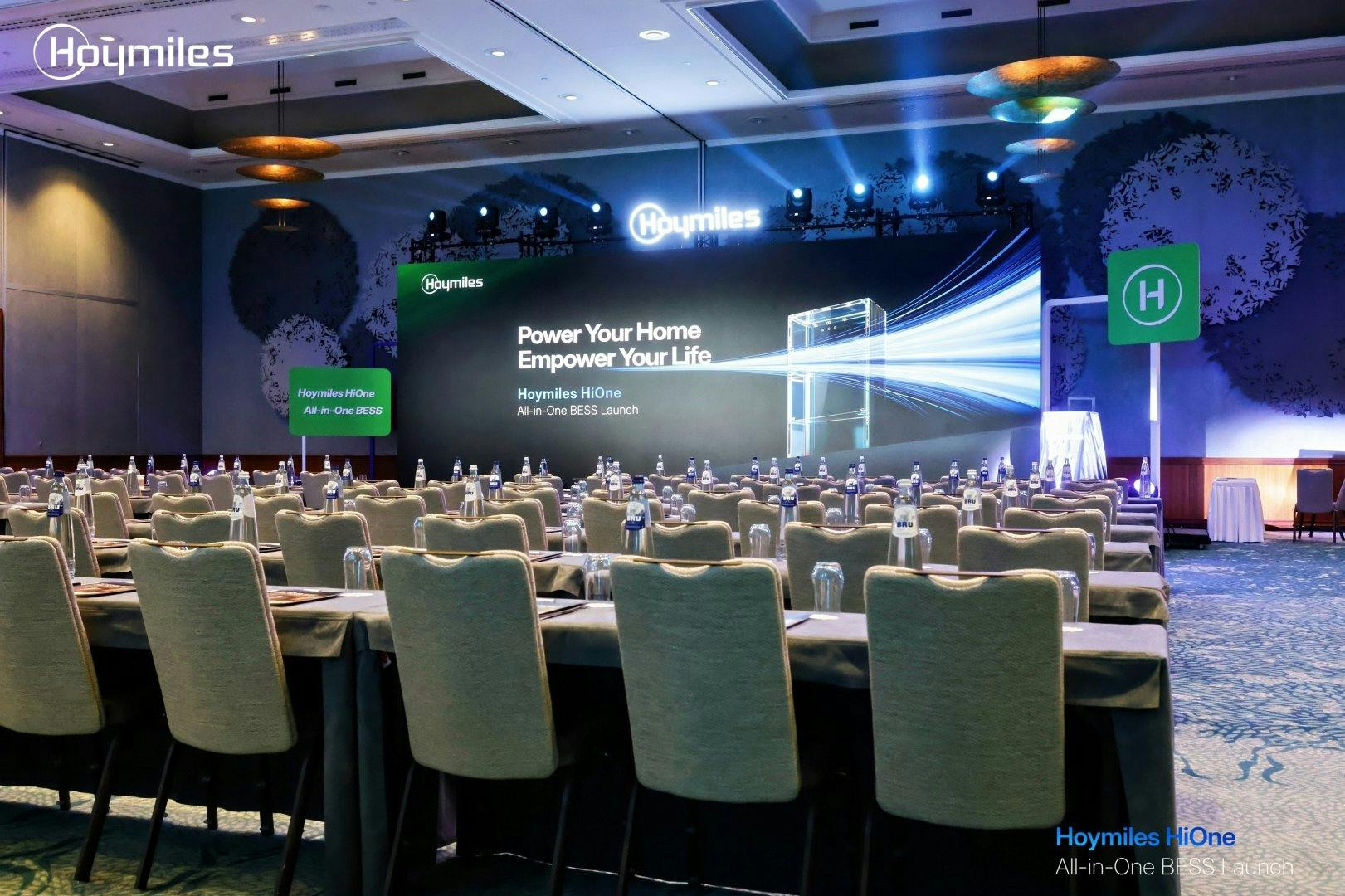 Tijdens de HiOne-presentatie in Amsterdam.