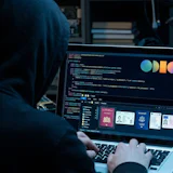 Fraudeurs gebruiken Odido-datalek in nep-sms en telefoontjes over iPhone-bestelling