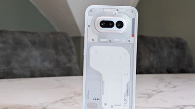 Review Nothing Phone (4a) – Van buiten opvallender dan van binnen