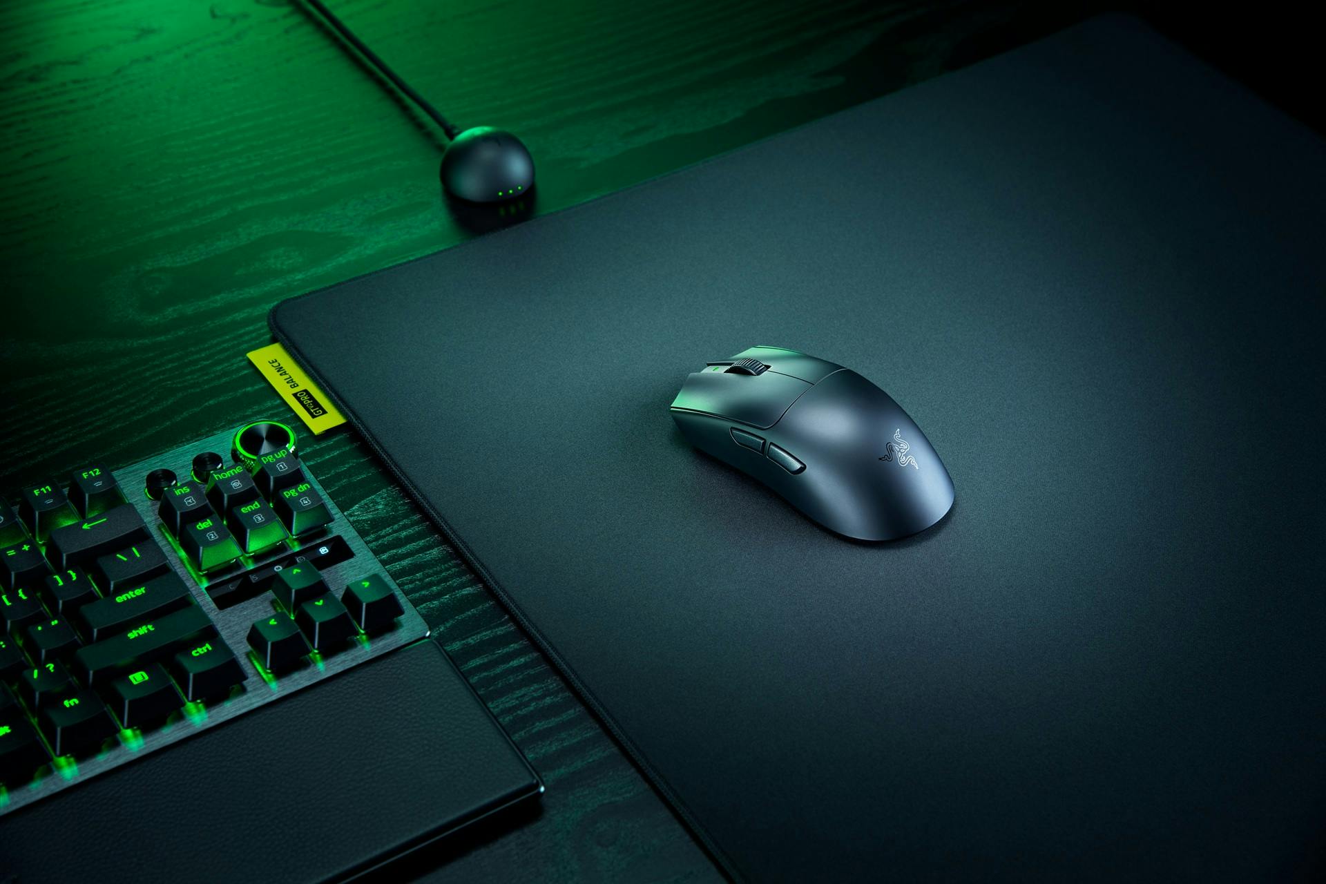 Razer brengt nieuwe Viper V4 Pro gamingmuis en  Gigantus V2 Pro muismat uit
