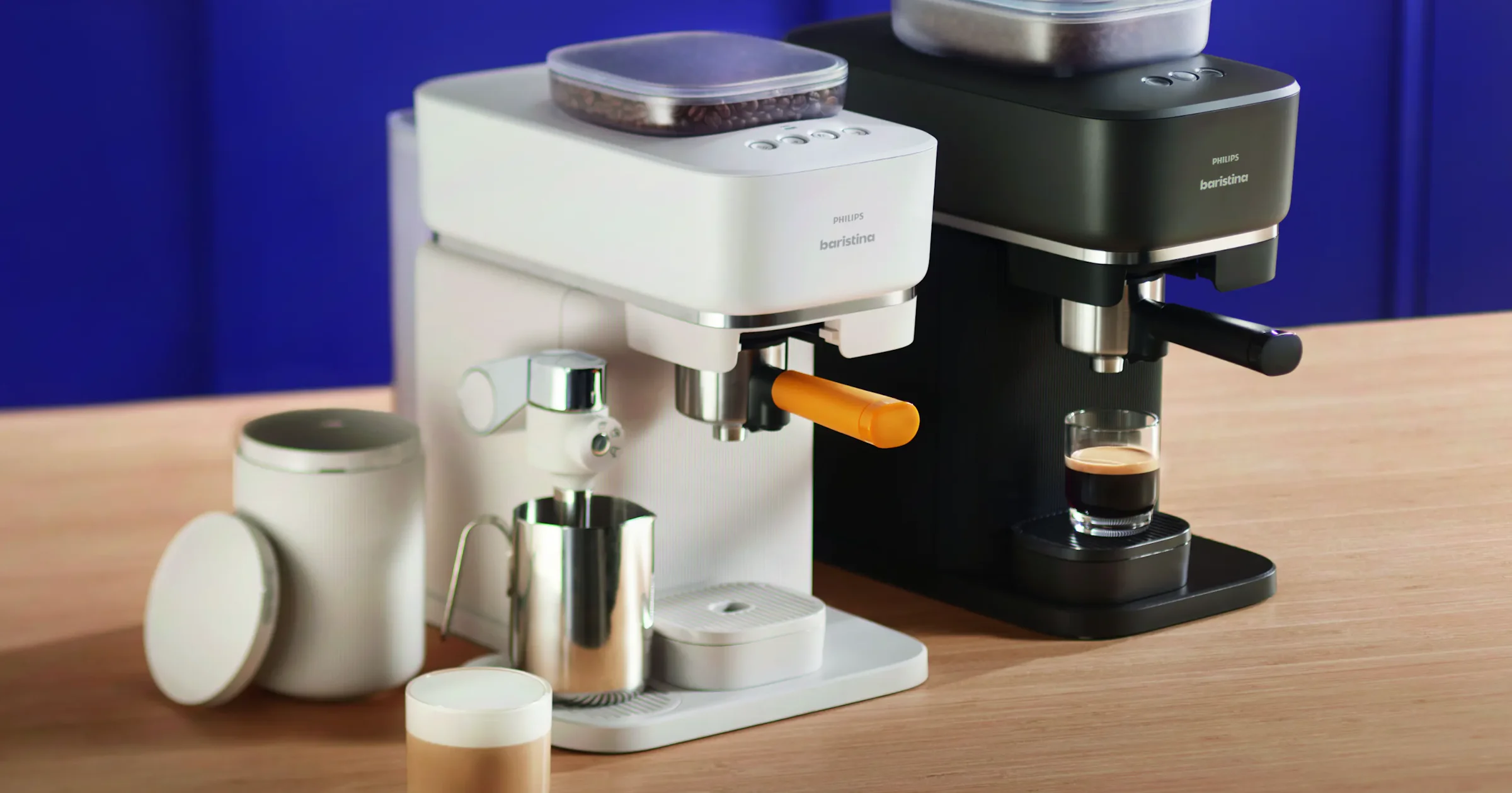 Swipe, schuim, slurp: Philips lanceert Baristina Latte