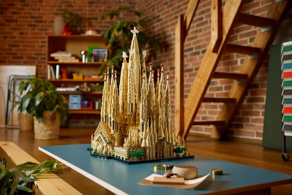 De Sagrada Família is de grootste Lego-set ooit
