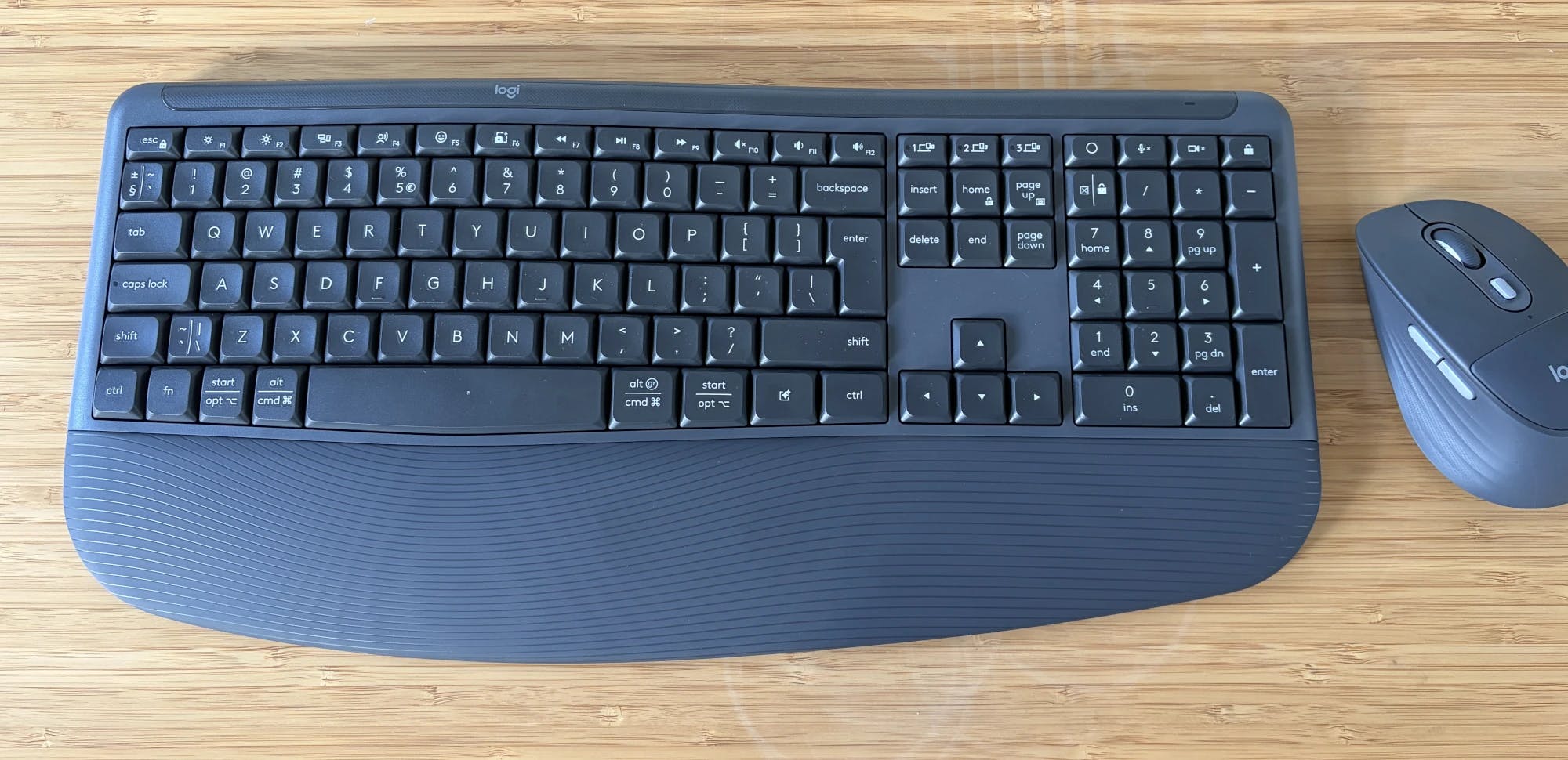 Review Logitech Signature Comfort Plus Combo MK880 -  Fijn invoersetje voor werk