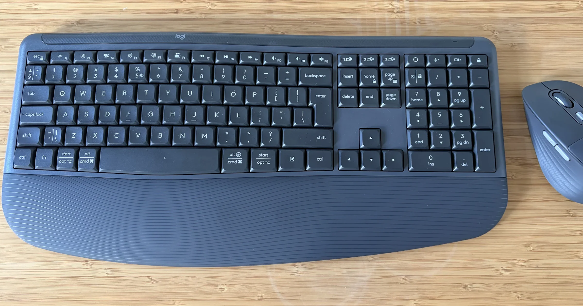 Review Logitech Signature Comfort Plus Combo MK880 - Fijn invoersetje voor werk