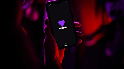Deezer lanceert tool om AI-muziek in je afspeellijst te ontdekken
