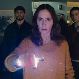 Review: Disclosure Day maakt fantasierijke scifi gewichtig