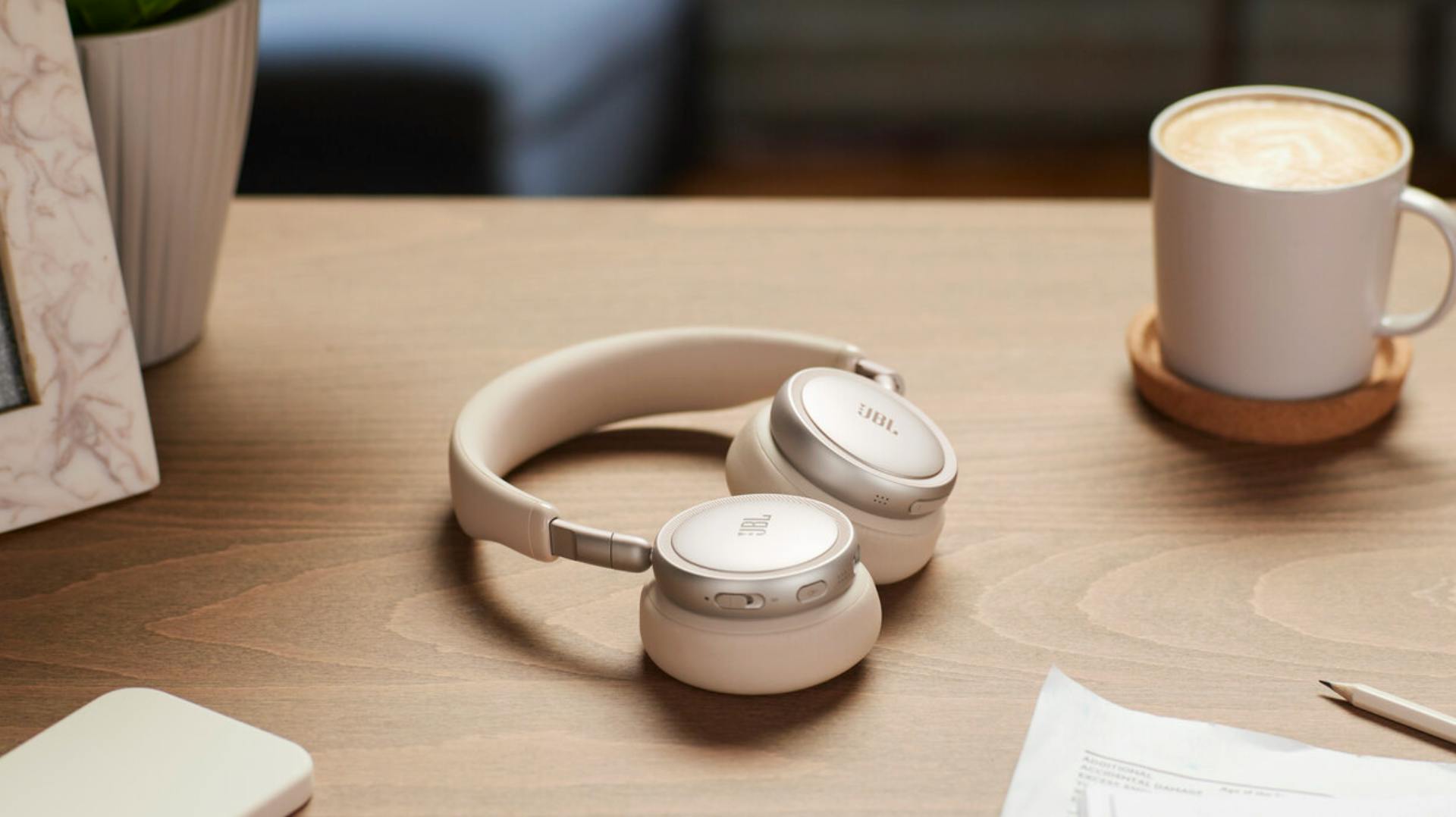 Review JBL Live 780NC – Uitstekend geluid en interessante functies