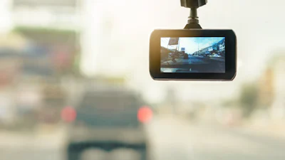 Checklist Dashcams: continu een blik op de weg