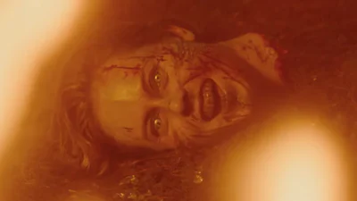 Plaatsvervangende oorpijn met de nieuwe Evil Dead Burn-trailer