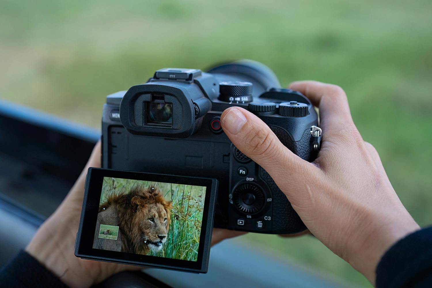 Absolute allrounder: Sony RX10 V