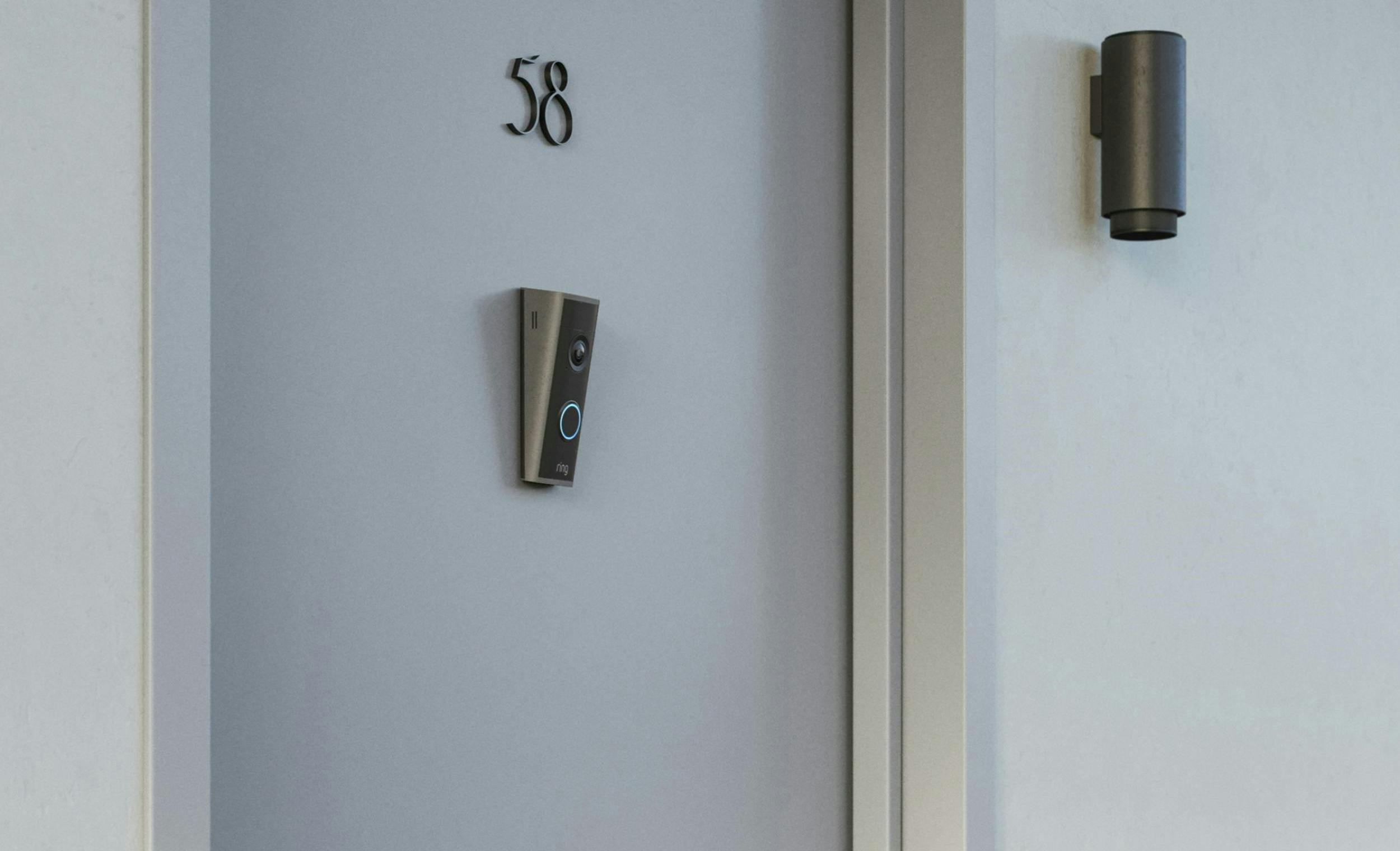 Ring komt met tweede generatie van de Outdoor Camera en de Peephole Camera 2K