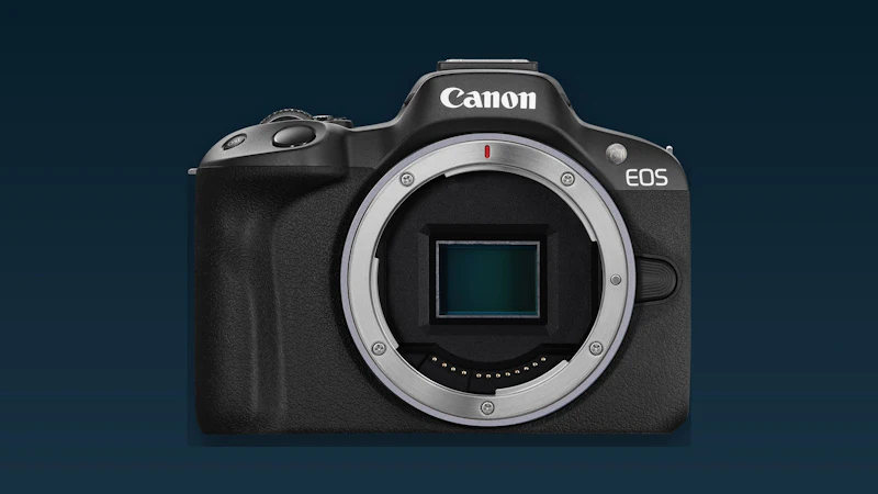 Review - Canon EOS R50