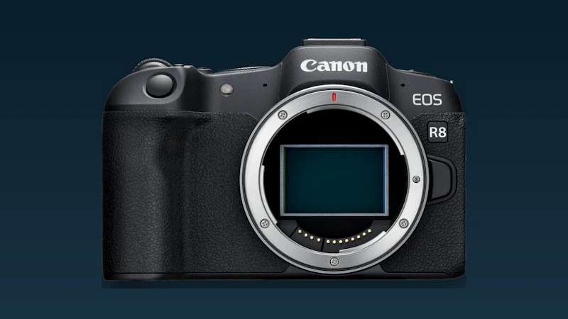 Review - Canon EOS R8