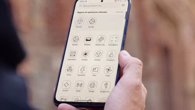 TCL brengt drie nieuwe smartphones uit met NXTPAPER amoled-scherm