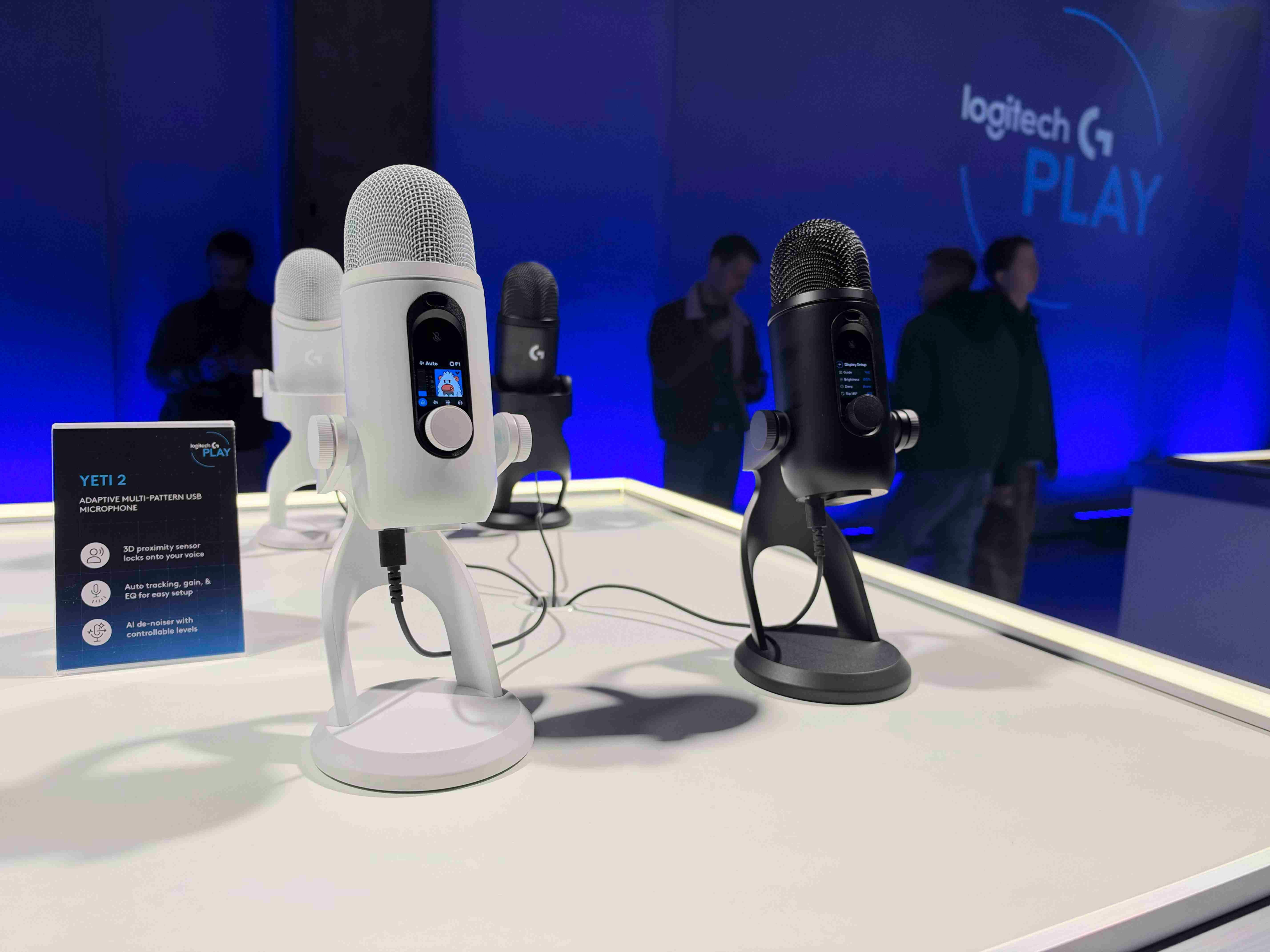Logitech toont Yeti 2, McLaren-simraceset en Pro-lijn