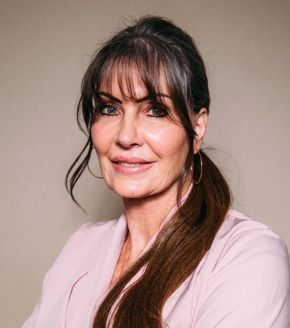 Debra Knight portrait