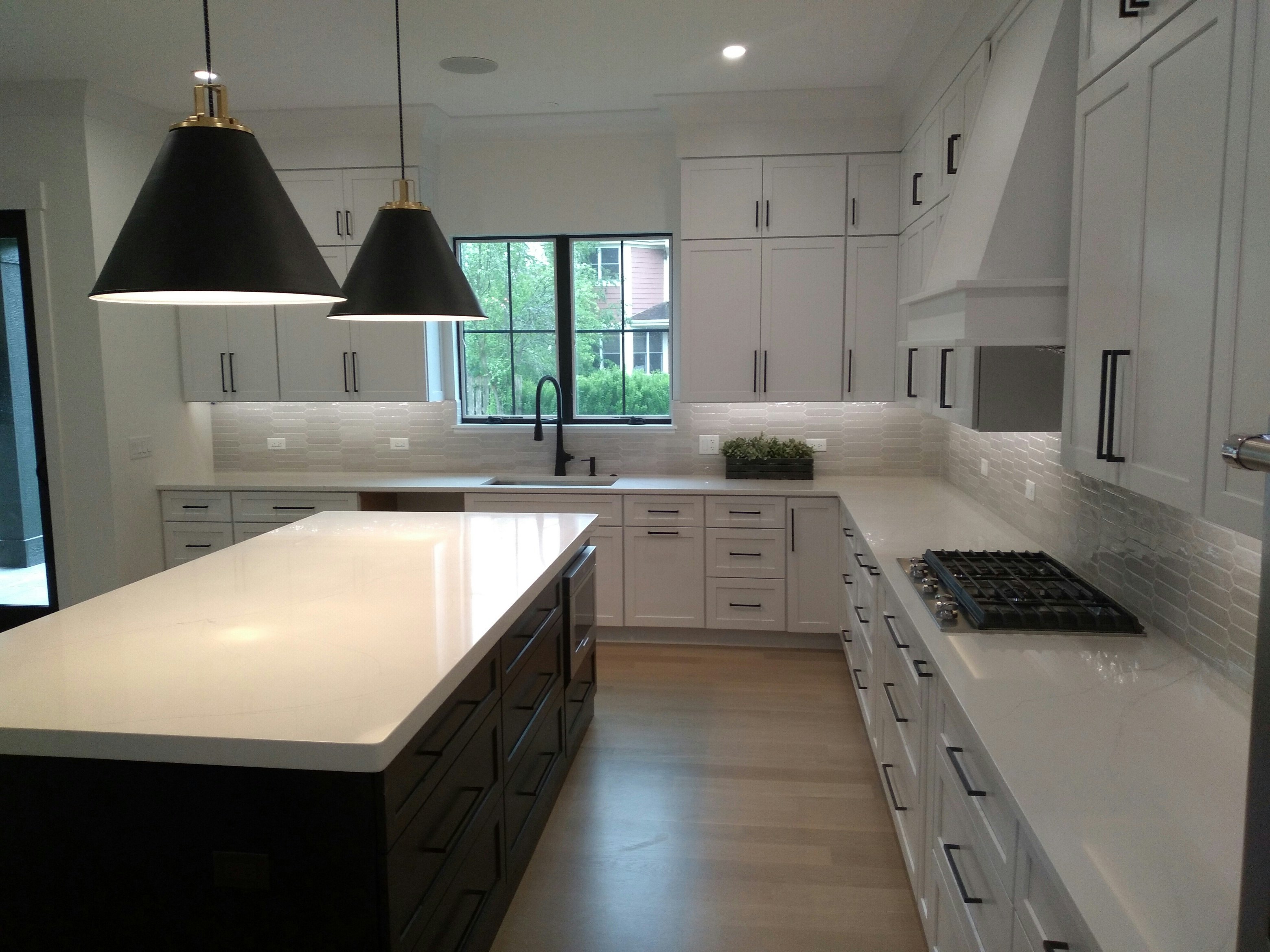 Kitchens cabinets gallery photo featuring a Lexington, Maple, White Ice finished product.