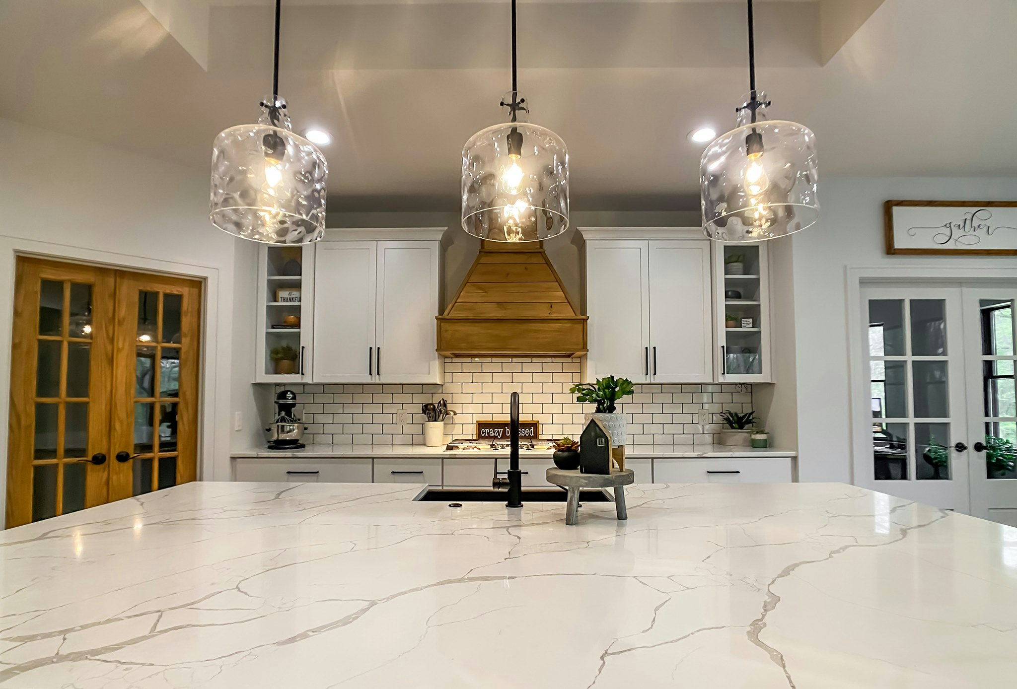 Kitchens cabinets gallery photo featuring a Lexington, Maple, White Ice finished product.