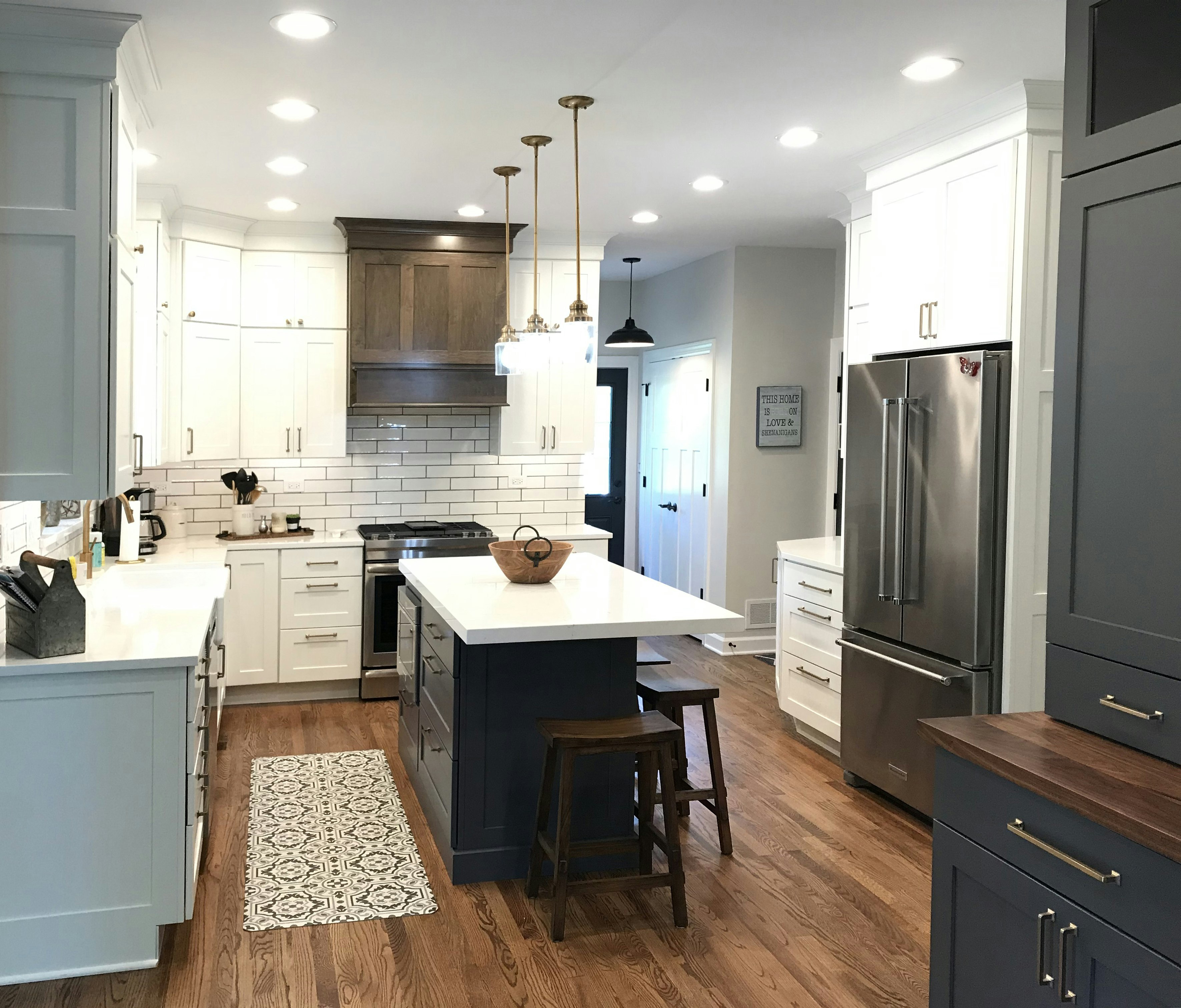 Kitchens cabinets gallery photo featuring a Lexington, Maple, Driftwood + White Ice finished product.