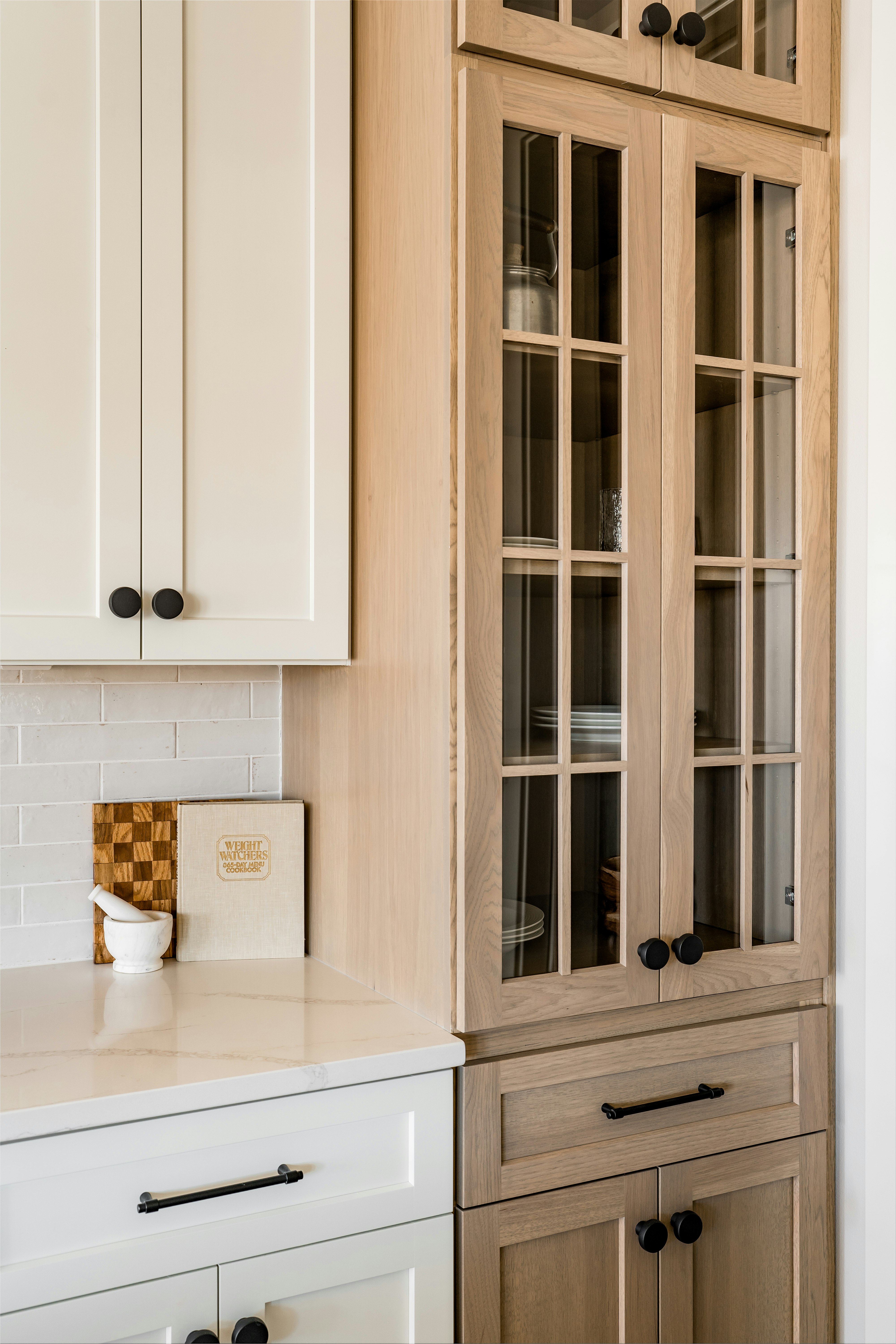 Kitchens cabinets gallery photo featuring a Lexington, Hickory, North Pier finished product.