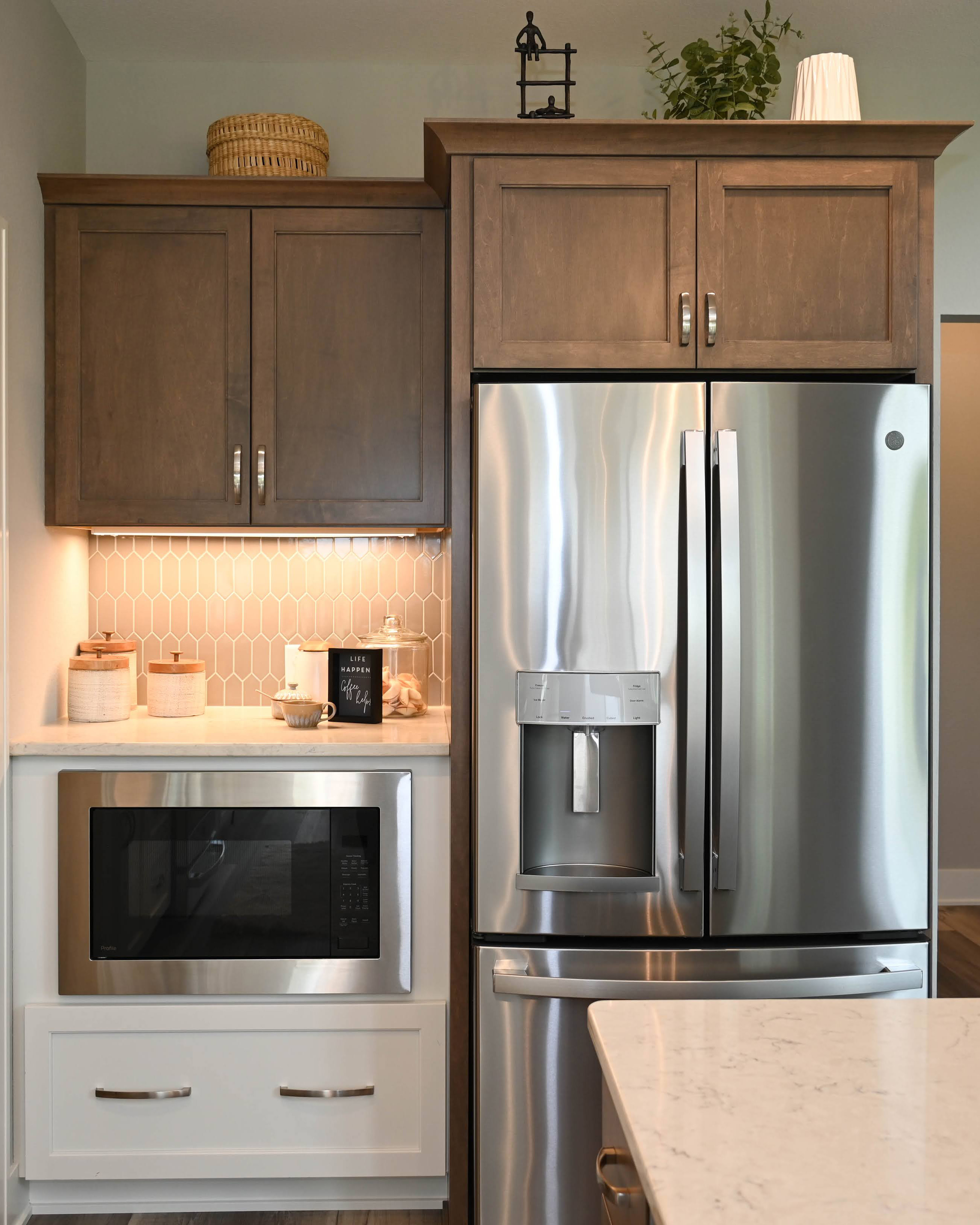 Dover • Maple • Flint + Lily