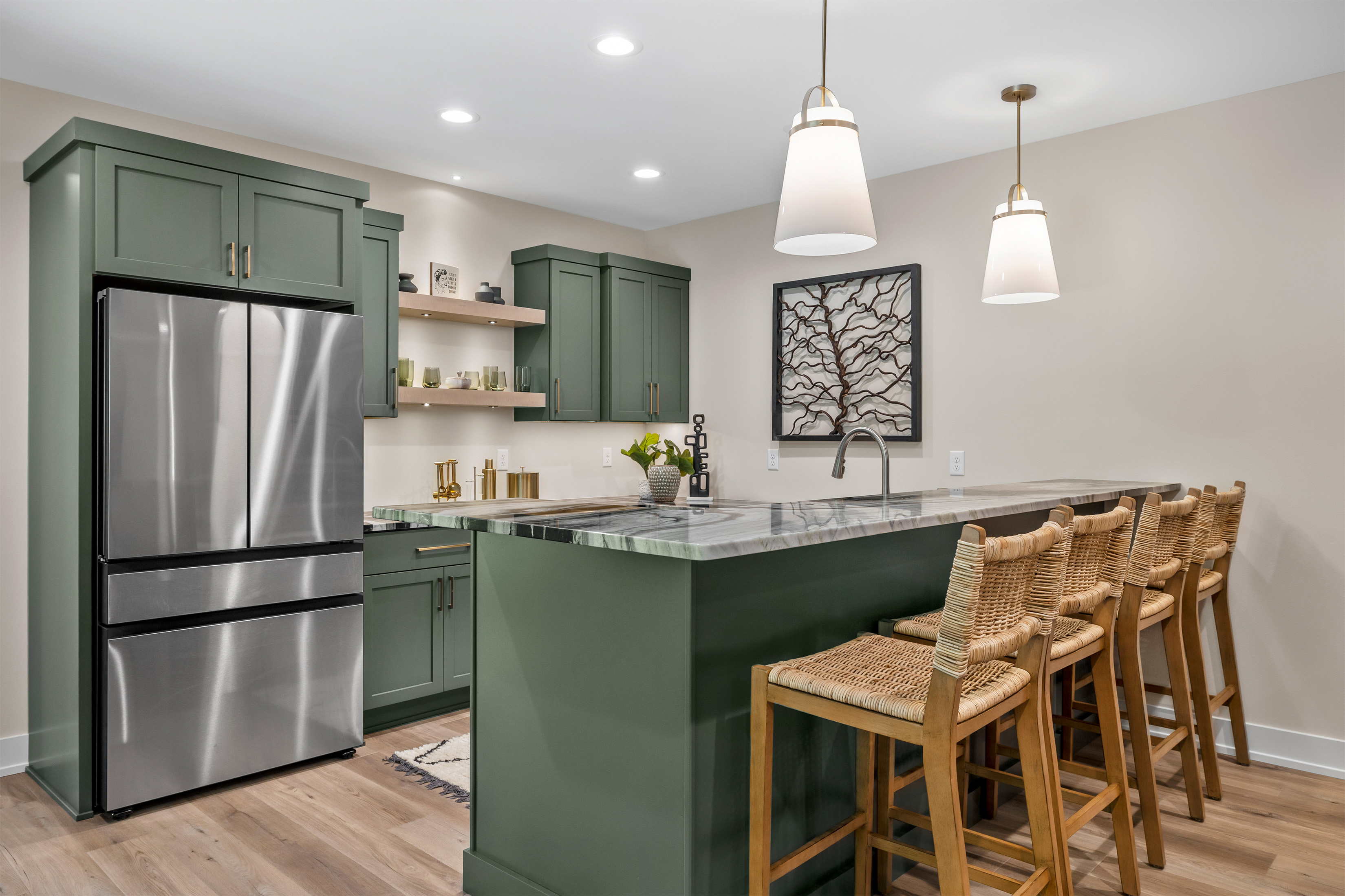 Lexington • Painted Maple • Pewter