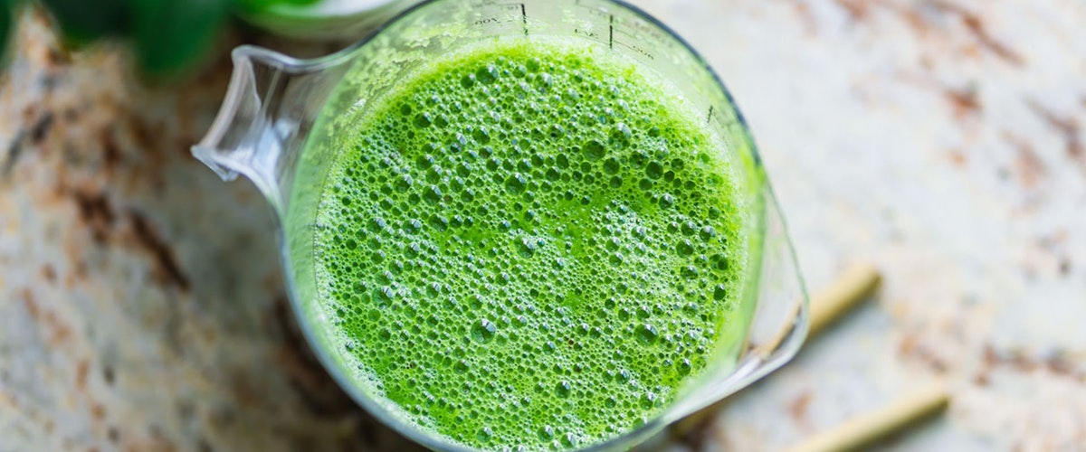 Voici la recette du jus vert que Reese Witherspoon boit chaque jour