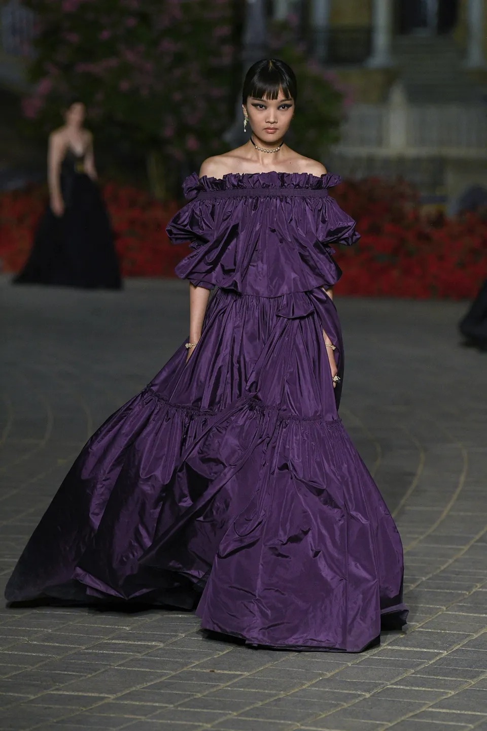 BST Christian Dior Resort 2023 ly cocktail đa tầng Nhịp sống kinh tế Việt Nam Thế giới #1 BST Christian Dior Resort 2023 ly cocktail đa tầng Nhịp sống kinh tế Việt Nam Thế giới