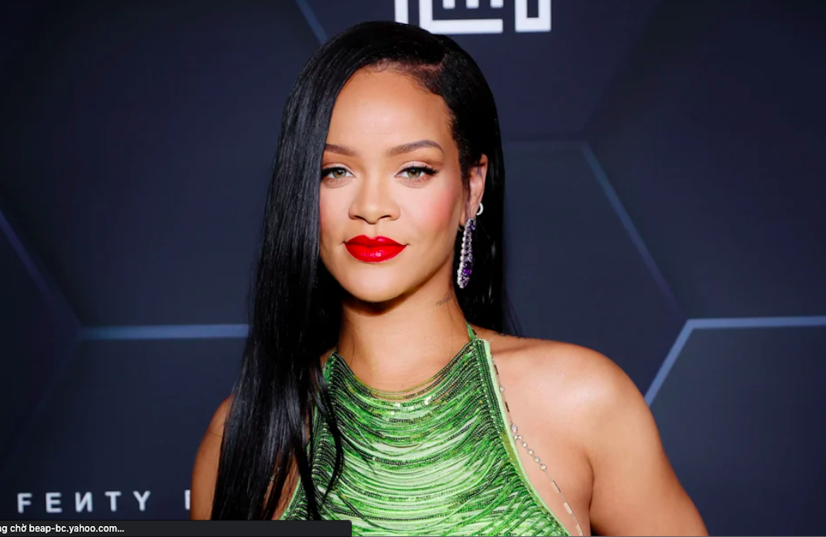 Rihanna trở lại, và những tiết lộ đầu tiên về album mới