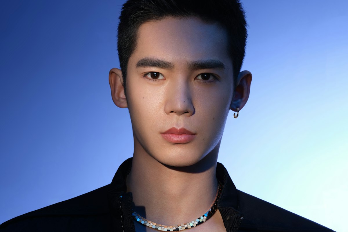 Vu Thích (Yosh Yu) được bổ nhiệm làm Đại sứ thương hiệu CHAUMET tại ...