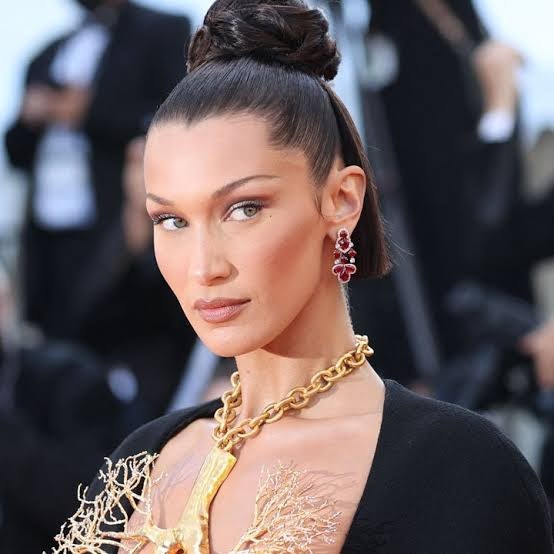 Hiệu ứng "Bella Hadid" là gì mà khiến giới thời trang phát cuồng đến vậy?