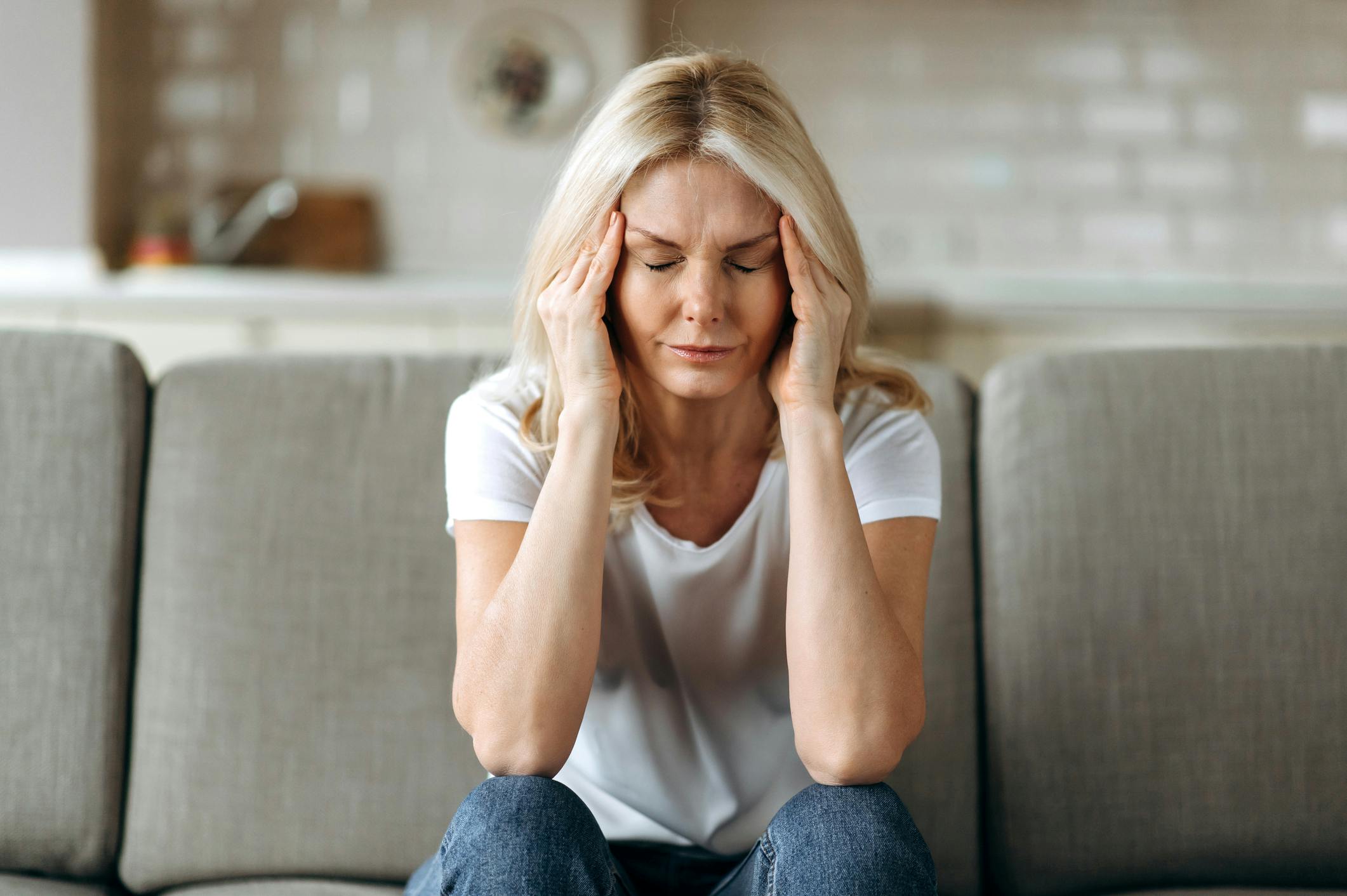 woman with a migraine