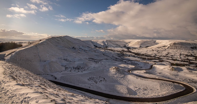 Winter scene - a view from Mam Tor