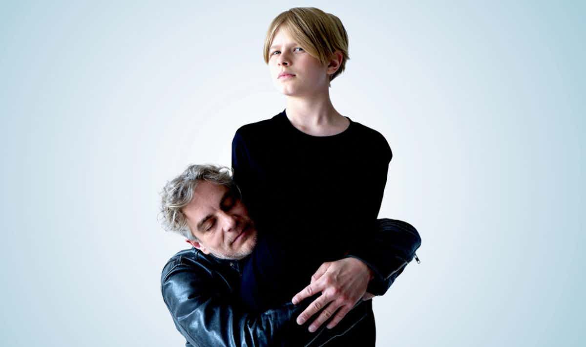 Hubert Proulx - On slâche pas Hubert Proulx et Viktor Proulx - On slâche pas